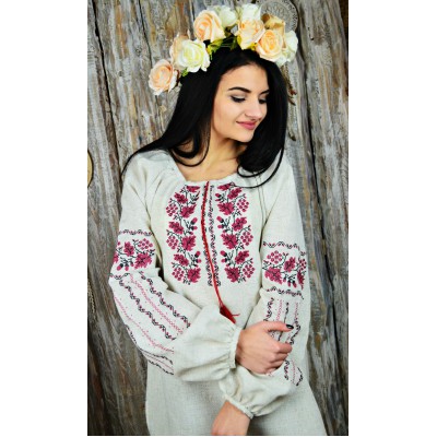 Embroidered blouse "Red Oak"